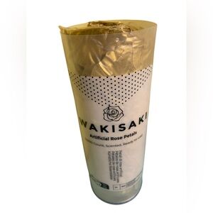 Wakisaki Gold Artificial Rose Petals - New
1,000 Qty